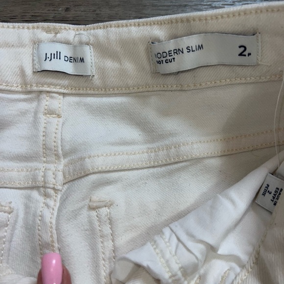 NWT J.Jill Modern Slim Bootcut Jean Denim Vintage Cream Size 2 Petite - Picture 6 of 16